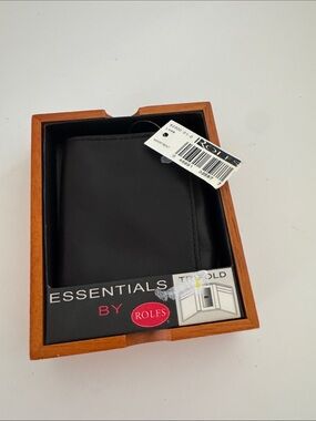 Rolfs Black Lamb Leather Trifold Wallet New with Tags & Box